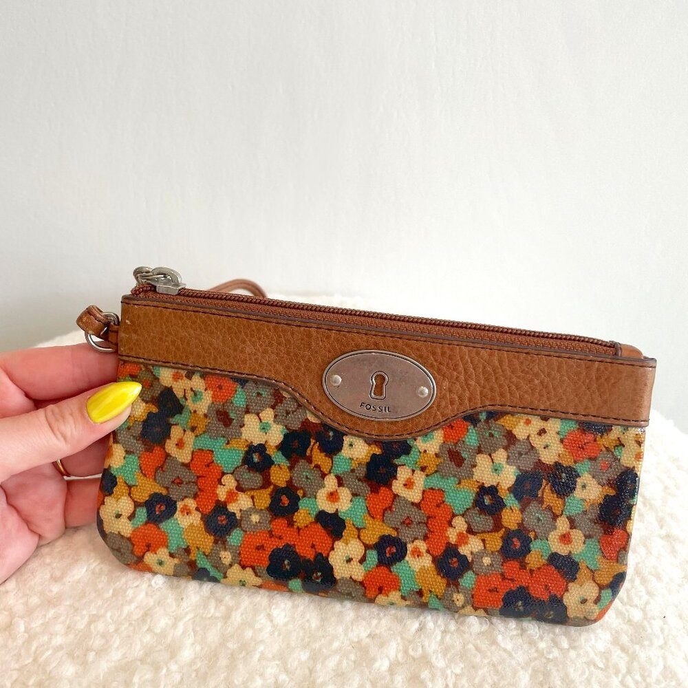 FOSSIL Floral/Leather Wristlet Wallet, Small Clutch